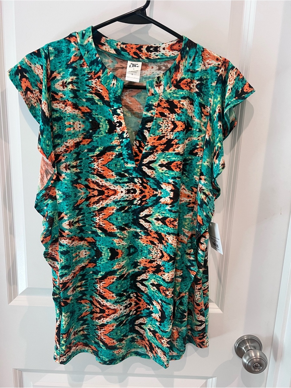 NWT Sew In Love Abstract Top Size Small